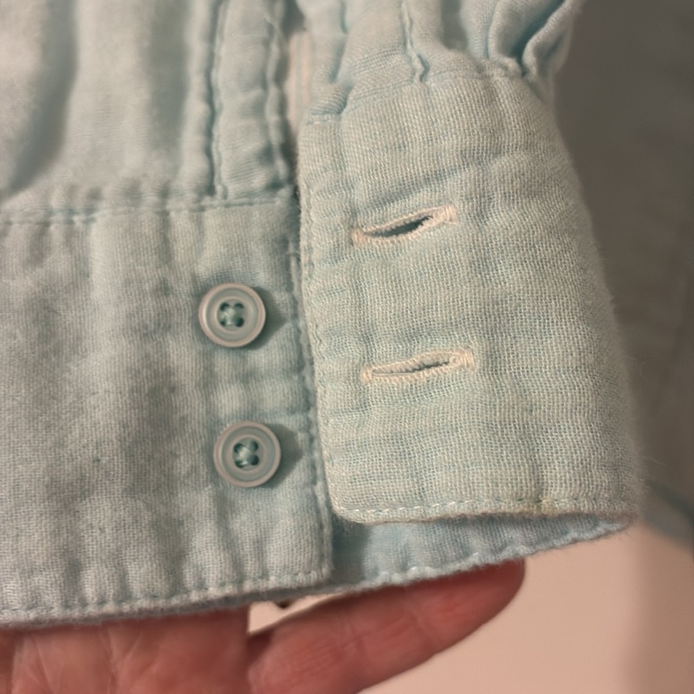 L.L. Bean Women’s Light Blue Cotton Shirt. Size M - Picture 4 of 7